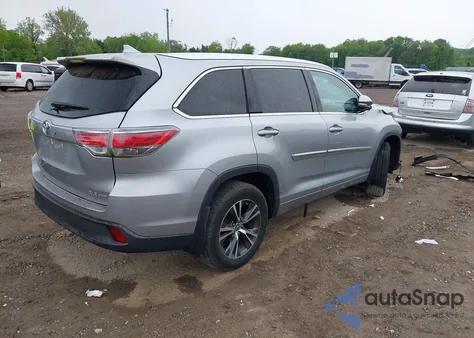 2016 Toyota Highlander Xle V6 z USA, uszkodzony, nr VIN 5TDJKRFH7GS321461